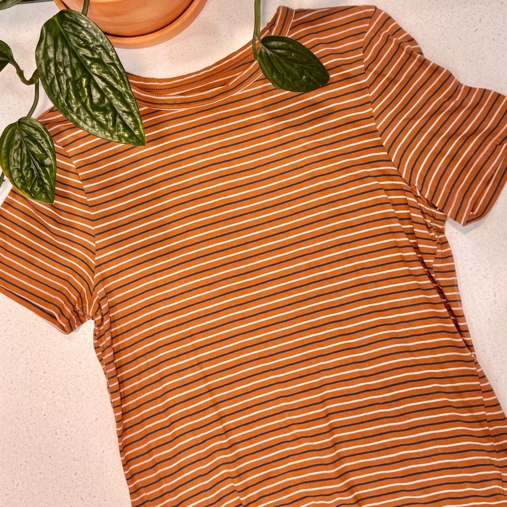 Universal Threads Striped Tee